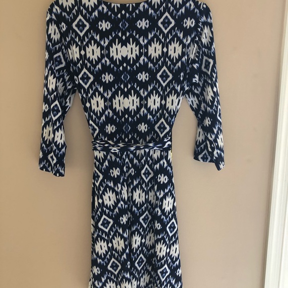 AGB Dress - Picture 3 of 7